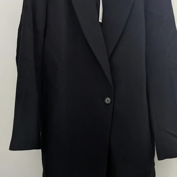 Quince Italian Wool Classic Single-Breasted Coat - Picture 9 of 16